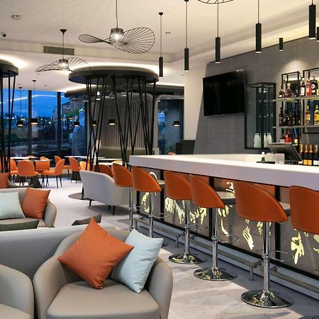 Spark By Hilton Luton Λούτον Εξωτερικό φωτογραφία
