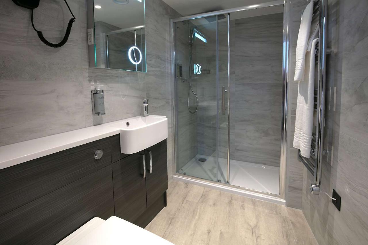 Spark By Hilton Luton Λούτον Εξωτερικό φωτογραφία