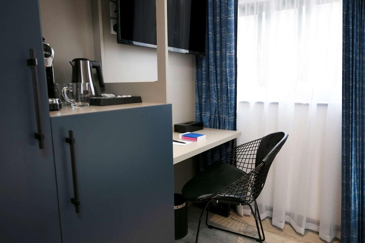 Spark By Hilton Luton Λούτον Εξωτερικό φωτογραφία